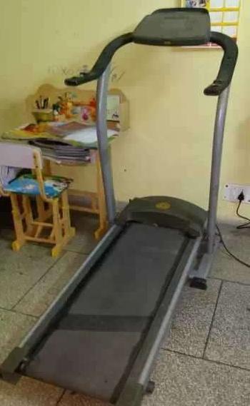 Automatic treadmill 2 years old good