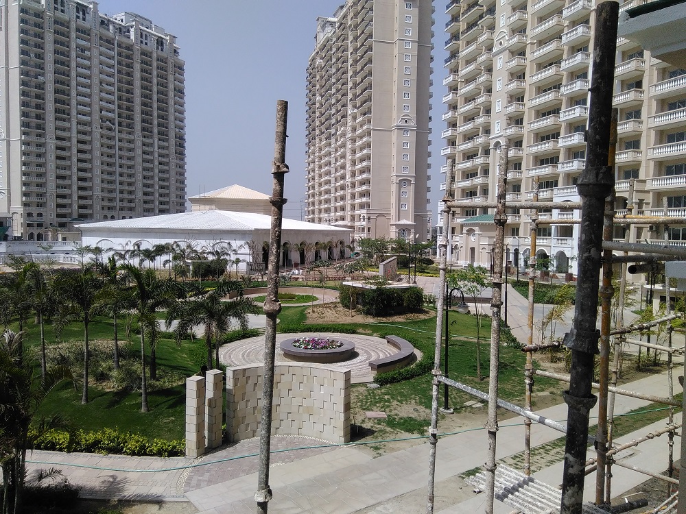 Ready to Move Flats in Noida