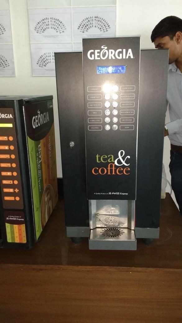 Tea and coffee machine for rent in Gurgaon