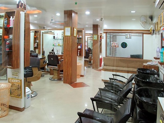 Beauty Parlour in Udaipur