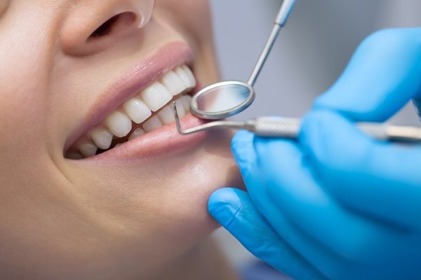 Best dentist in sinhagad road pune with Affordable price